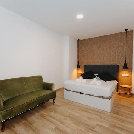 Coverlin Apartamentos San Francisco Малага Номер фото