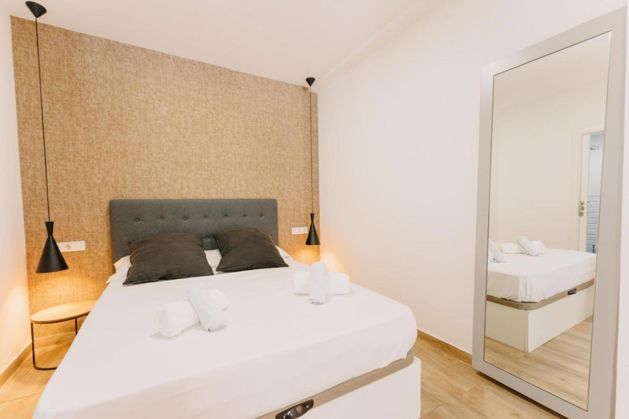 Coverlin Apartamentos San Francisco Малага Номер фото